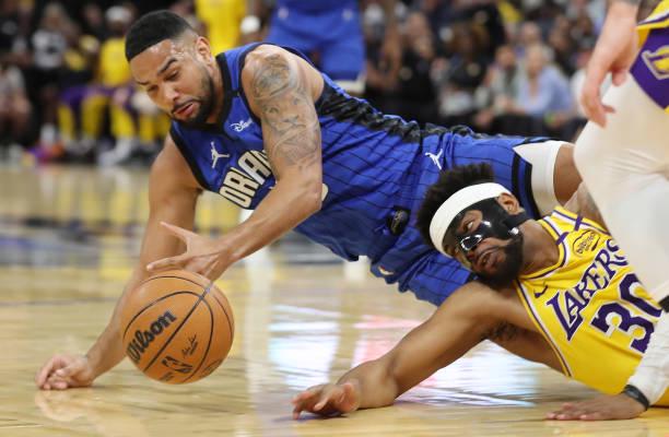 NBA赛场：魔术击败湖人，古德温后续安排成谜，湖人失利，双向合同球员古德温出场难题待解