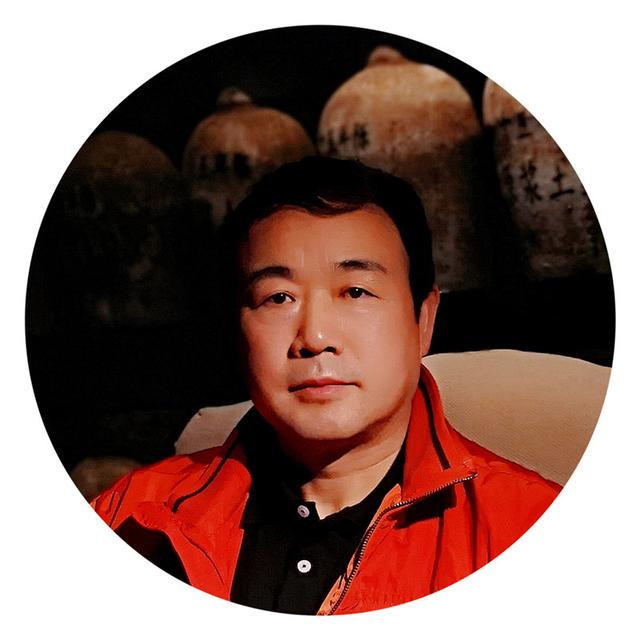 阿斯图里亚斯与：引领全球文学的魔幻风暴，：一部重构当代文学基因图谱的经典之作
