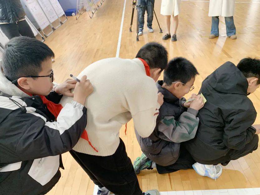 “小桔灯”走进长师附小，助力学生心理健康成长 长师附小滨海校区：“小桔灯”点亮学生心灵健康之光