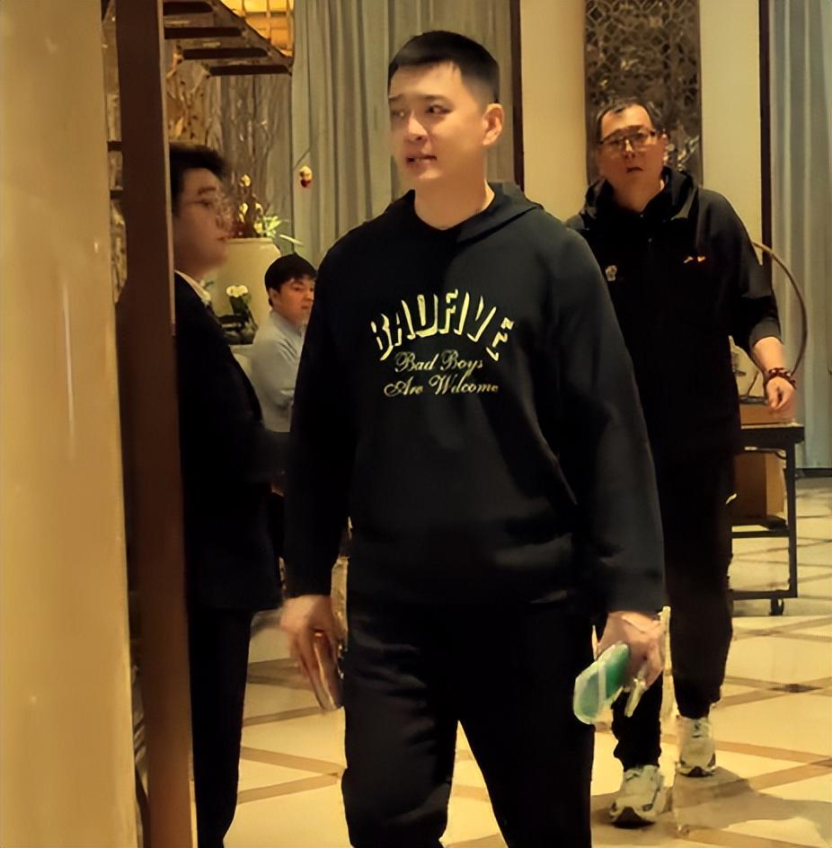 辽篮失利后的转机：开会与球迷热情