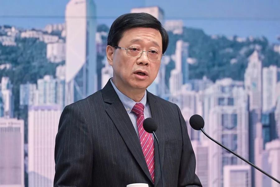 从李嘉诚港口出售看港府态度，李家超明确三点原则，李家超回应李嘉诚港口出售事件，强调依法依规处理