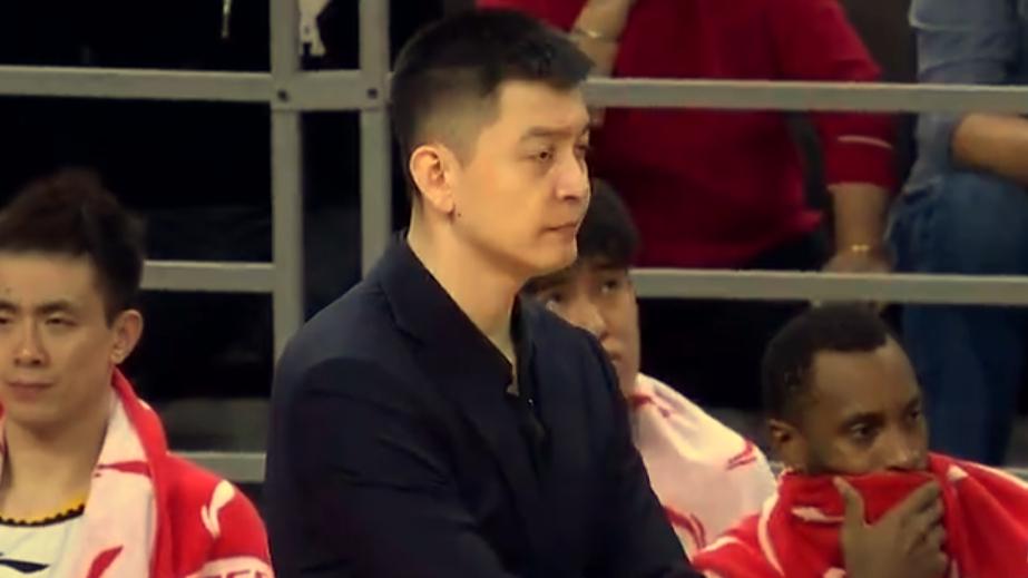 辽篮失利后的转机：开会与球迷热情