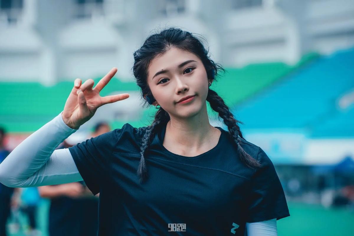 从张艺兴新电影到汪小菲带娃，娱乐圈热点一网打尽，张艺兴、大S、张颂文等明星近期动态大曝光！