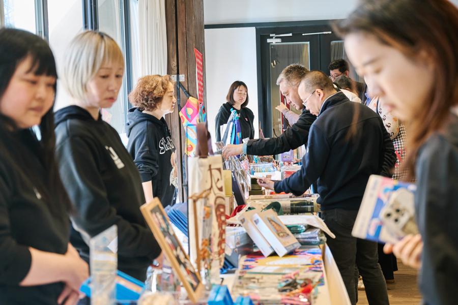 书店文创新潮流：2025上海文创节亮点纷呈，上海书店自有文创节：开启文化与创意的盛宴