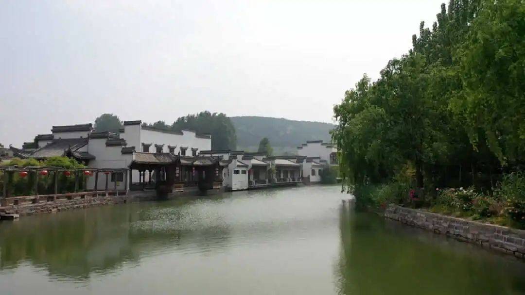 春日济南，15个地方带你领略别样生机，济南15区春光乍泄，开启春日浪漫之旅