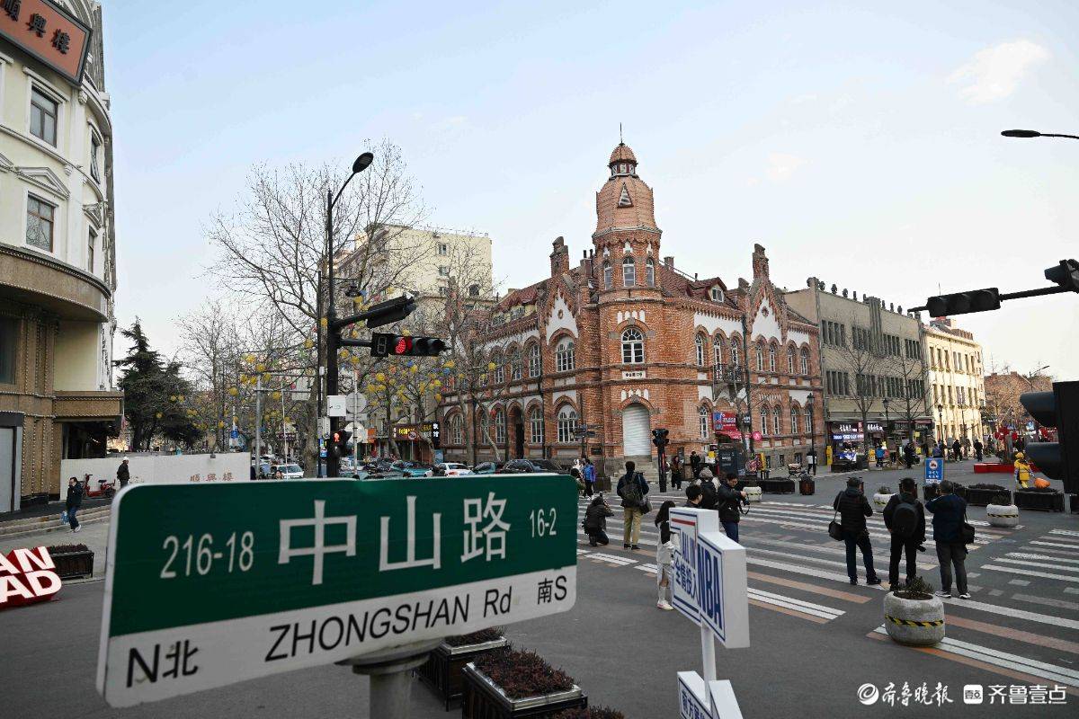 “百家媒体看改变”闭幕，定格青岛老城区发展新貌，镜头记录青岛之变，首届“百家媒体看改变”活动圆满收官