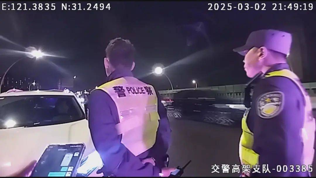 呼吸性碱中毒突发，武汉地铁、火车、高架多方救助显成效，地铁女乘客突发呼吸性碱中毒，值班站长宋庆再展“救星”风采