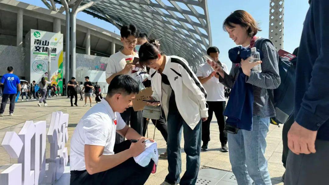 用99元球拍，让羽毛球拍暴利无所遁形
