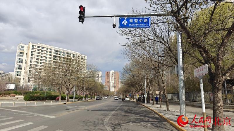 2. 朝阳常营破解停车难题，打造便捷营商与出行环境