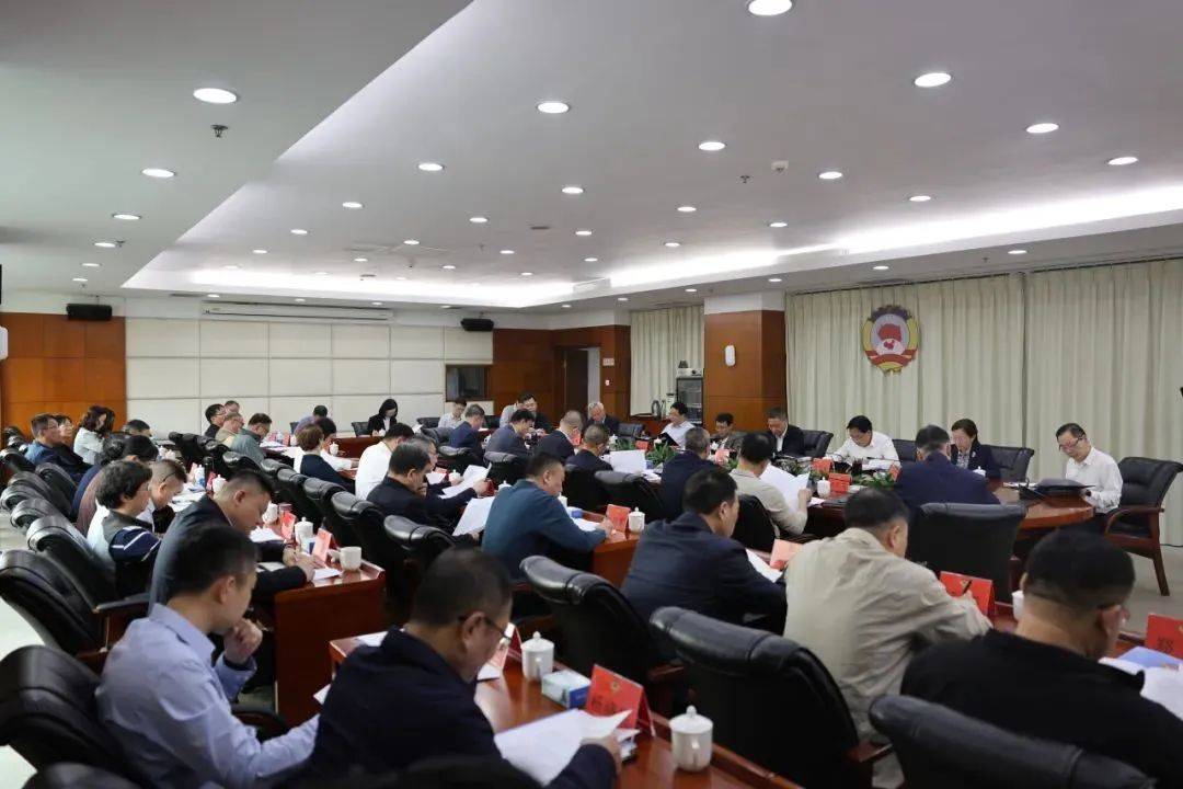 厦门政协召开会议，围绕“为闽协商、为民服务”提出落实意见，3月26日厦门政协会议：聚焦“为闽协商、为民服务”，贡献厦门力量