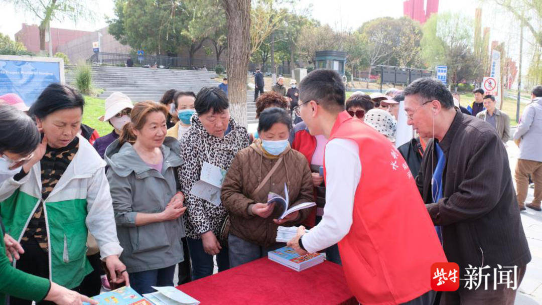 水利反诈两手抓，南京社区活动暖人心，南京社区水利反诈活动精彩纷呈，居民积极参与