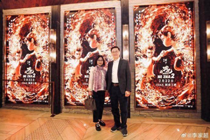 哪吒2海外热映，港媒紧盯其冲击全球票房榜之路 150亿票房！哪吒2闪耀全球，港媒聚焦热度不减