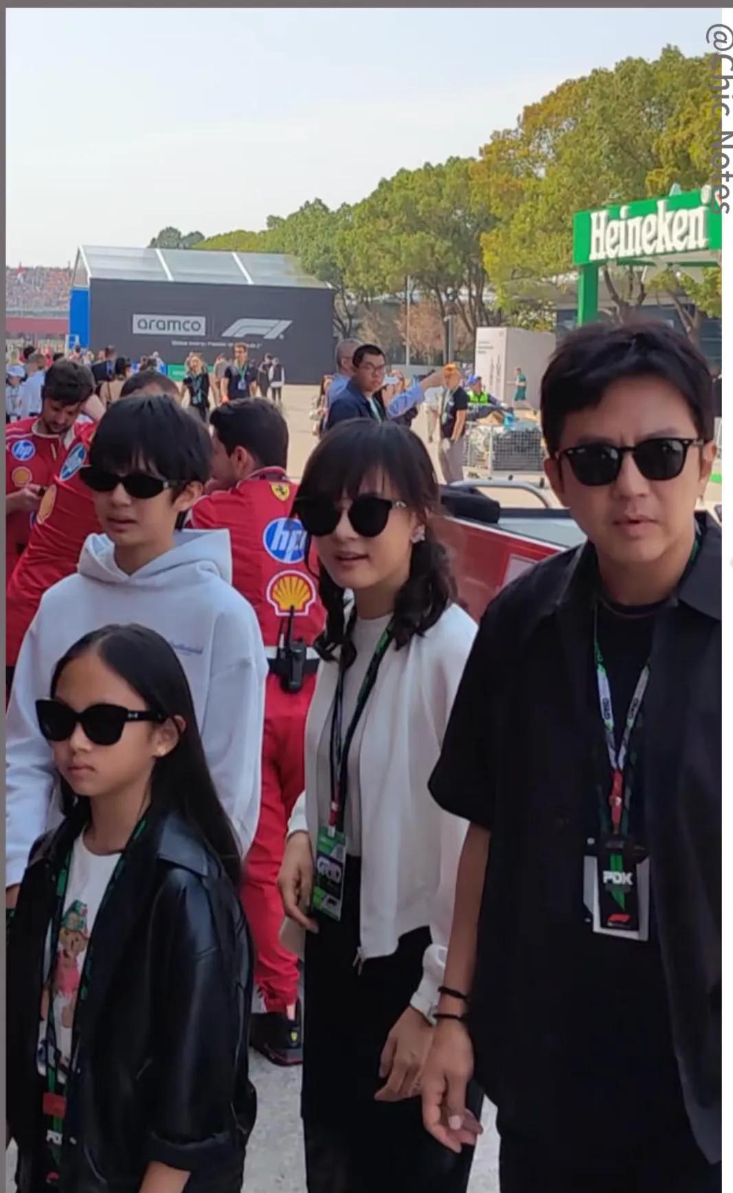 F1上海站众星云集，邓超孙俪携子女现身引关注
