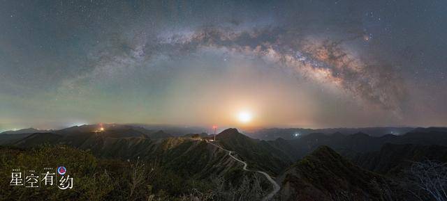 4月星空舞台，这些天象不容错过！，4月天象大揭秘，带你领略宇宙之美
