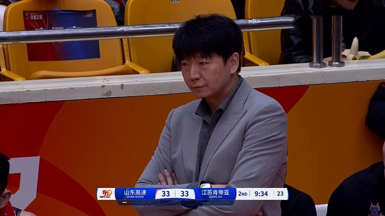 山东男篮击败江苏，4连胜稳坐第4，争3在望