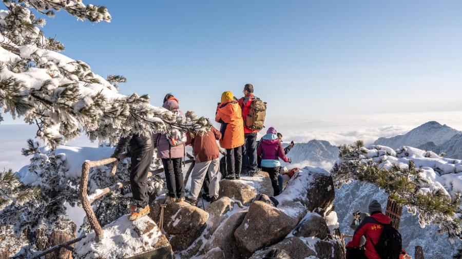 快来看！2025年特定时段黄山三大景区对全球女性的门票大优惠，2025年3月上旬，黄山三大景区全球女性免首道门票详情