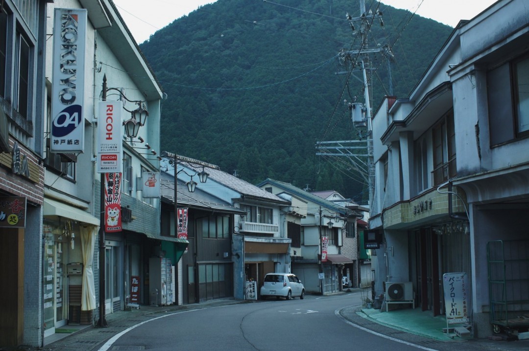 从日本小镇到寂静岭f，恐怖之旅即将开启！，走进寂静岭f原型：日本岐阜县神秘小镇！