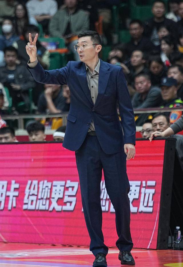 3月26日CBA赛况：山东高速116 - 79大破新疆伊力特队，CBA第45轮：山东高速火力全开，新疆伊力特主场落败