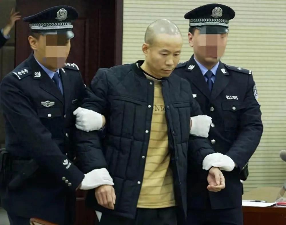 党志军案：理性看待司法判决，莫让“喷子”扰乱正义 党志军罪恶行径难恕，部分网民恶意攻击司法引深思