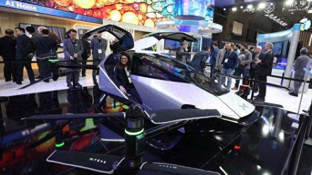 何小鹏谈未来出行，明年计划量产这些产品