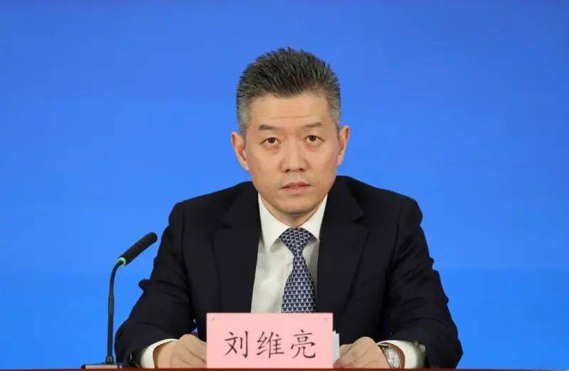 北京数字经济新征程：AI、数据跨境与基础设施建设并进，聚焦北京数字经济：人工智能、数据安全与新设施布局新进展