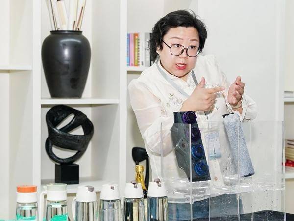 直播：为听障人士开启别样人生