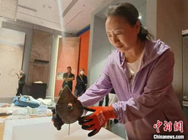 探秘红山文化热：文物开启跨时空“出差”之旅，红山文化文物“出差”忙，中华文明源头再放光彩