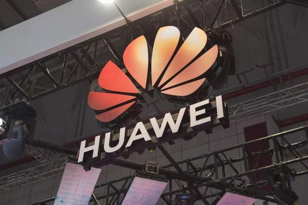 小米华为激活量同比大涨，2025第十周手机市场格局生变！ 聚焦2025第十周手机激活量：小米华为领涨，行业竞争加剧