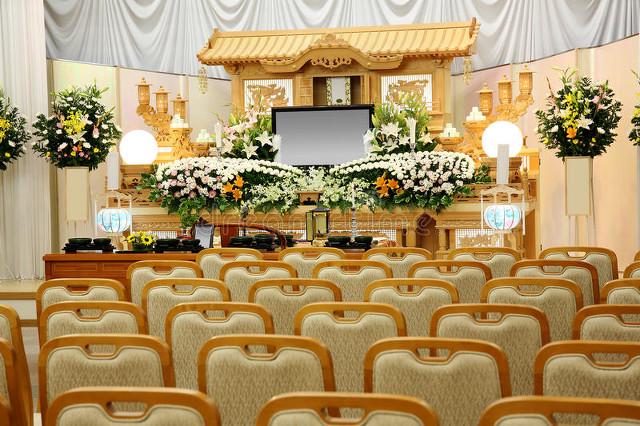 湖南女子遗体存馆五年，天价保管费争议背后，近40万遗体保存费，湖南家属的无奈与困境