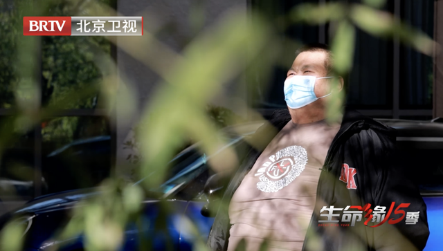 718.8 斤胖小伙跨省寻生机，55 天减重逆袭！，“全国第一胖”跨越 700 公里，56 天改写肥胖人生！