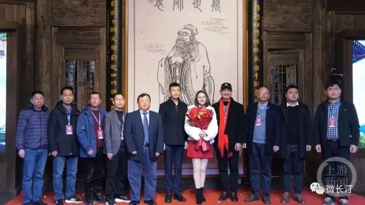 38岁网红“阿根廷奇娜”突发低血糖与世长辞 从阿根廷远嫁中国，网红杨奇娜因低血糖告别尘世