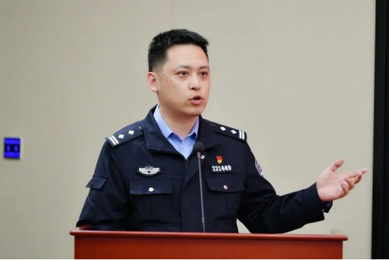 无锡多支部书记党课：展现公安精神风采