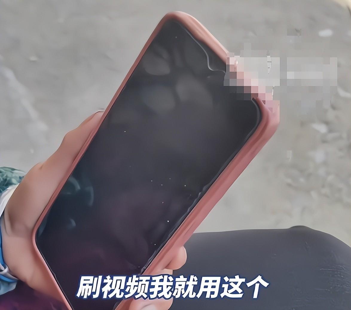 105岁网红奶奶活力秘诀大揭秘，探秘105岁刘冬霞奶奶的长寿生活密码