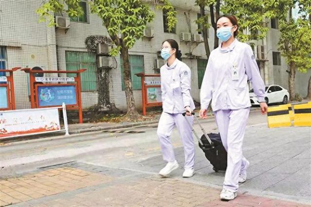 一键预约护士上门，深圳宝安“互联网 护理服务”解民忧
