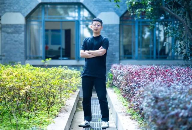 “95后”任985高校教授，学术新风来袭，“95后”学者崛起：高校人才新格局