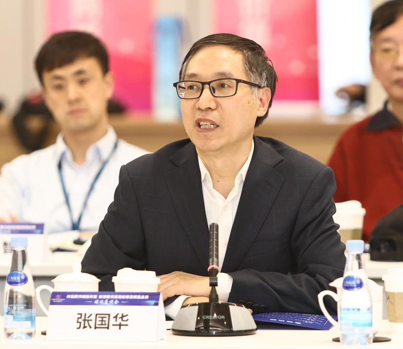 聚焦上海现代服务业座谈会，解锁跨界创新发展密码，上海现代服务业座谈会：搭建交流平台，助推产业升级