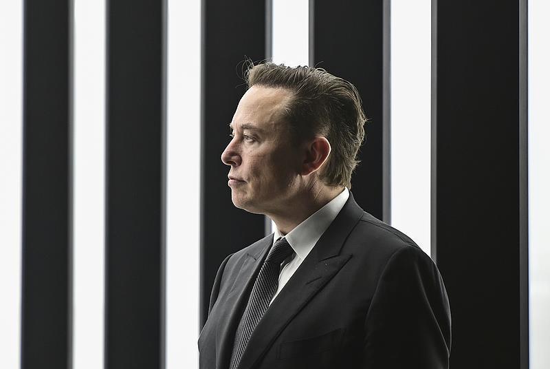 清明氛围下，多领域新闻事件聚焦大众目光，清明时节：缅怀英烈与多彩生活交织，全球热点纷至沓来