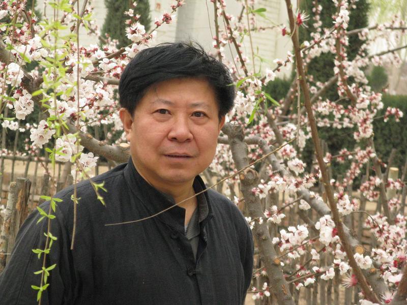 别让谣言干扰清明祭扫，还原传统节日意义