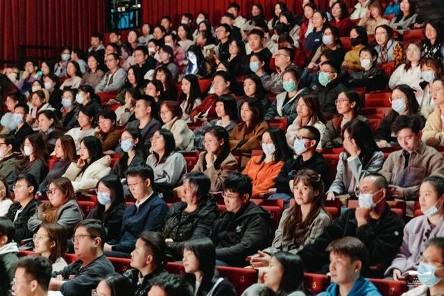 超高清直播重塑舞台艺术，“第二现场”引领文化新风尚，“第二现场”：突破时空限制，让舞台艺术触手可及