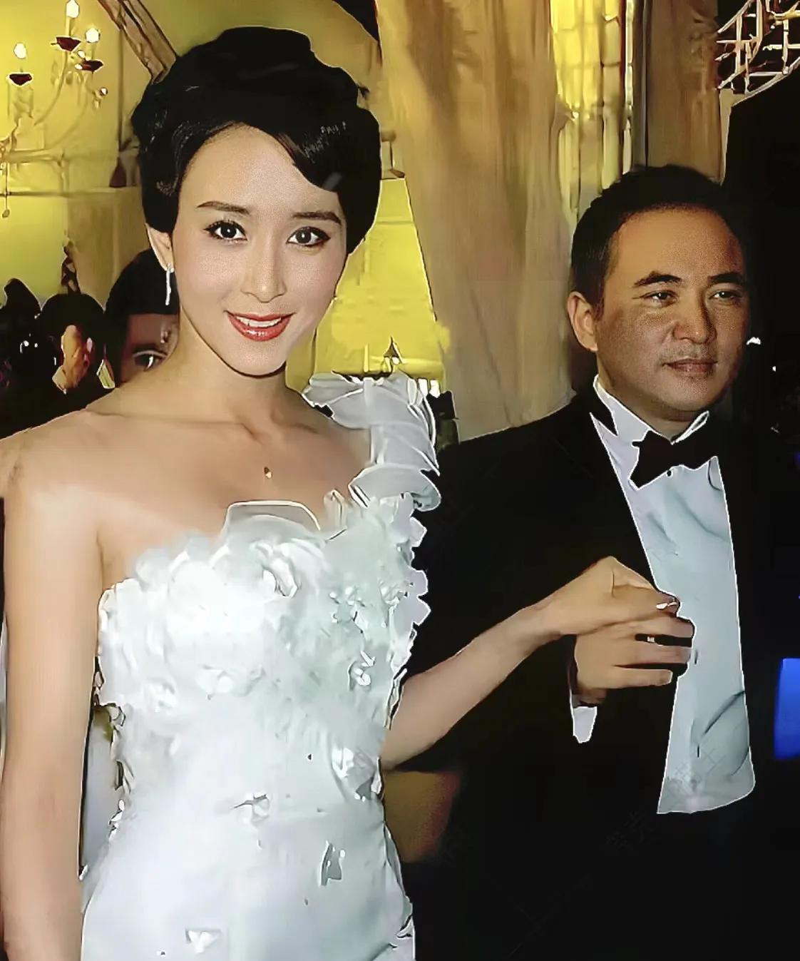 新一季妻子的浪漫旅行爆火，这些明星夫妻太好嗑！，妻子的浪漫旅行：胡静、韩庚等明星家庭背后的爱情密码