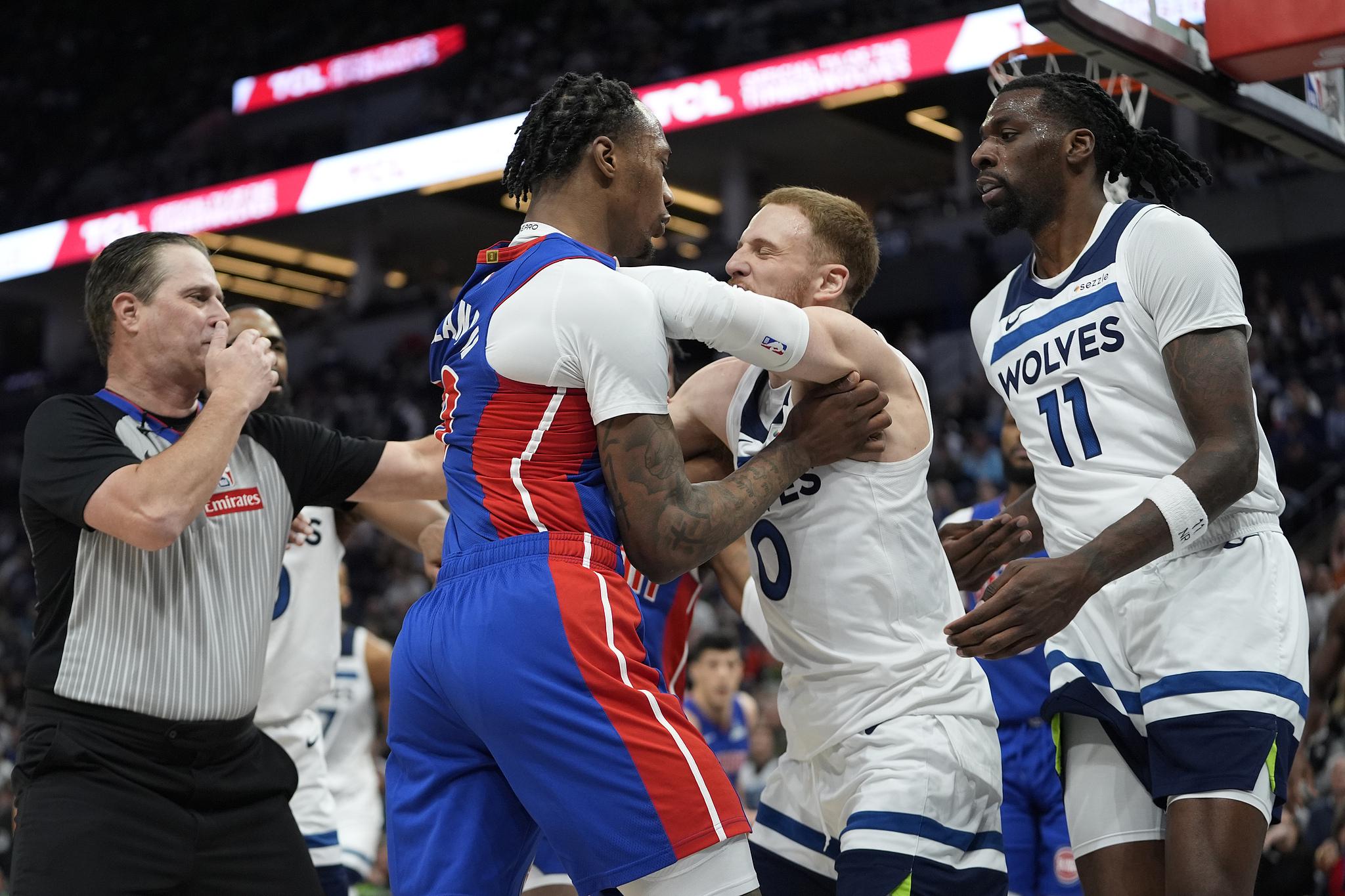 探秘NBA：开赛至今十大震惊事件全解析，本赛季NBA最令人瞠目结舌的十大时刻