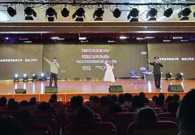 聚焦“防范青少年药物滥用”，“守沪者杯”北片赛区活动亮点多，2025上海“守沪者杯”北片赛区：艺术之花绽放在禁毒宣传舞台