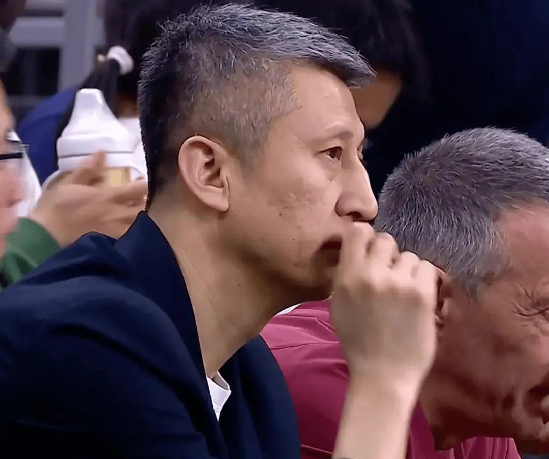 逆转之战！广东东阳光队季后赛首轮先下一城，胡明轩火力全开