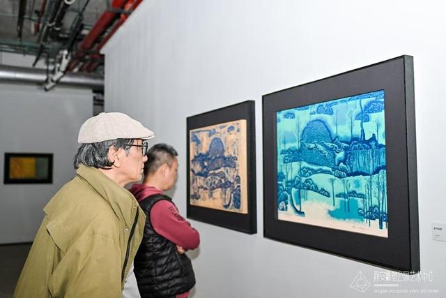 突破传统：〈刻意〉木刻原板艺术展开启版画新体验，免费开放的〈刻意〉展：一场不容错过的版画艺术盛宴
