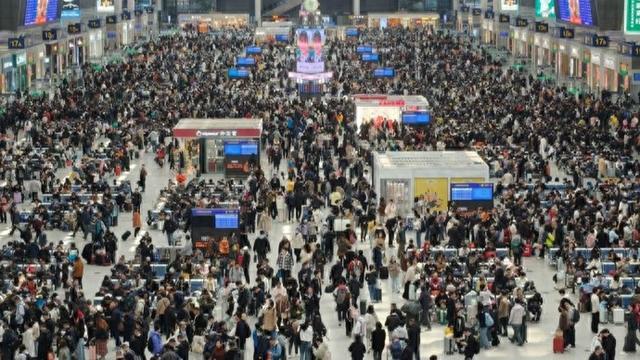 长三角铁路清明首日迎大考，419万旅客见证客运奇迹！