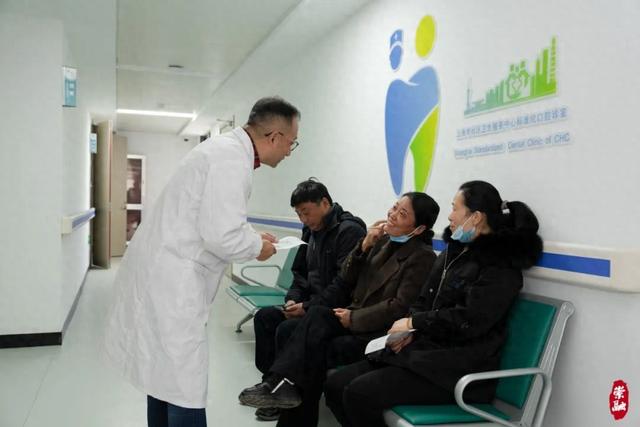 崇明和睦佳苑社区卫生服务站口腔门诊开启便捷看牙时代 崇明港西镇和睦佳苑社区口腔门诊开诊，居民看牙不再愁