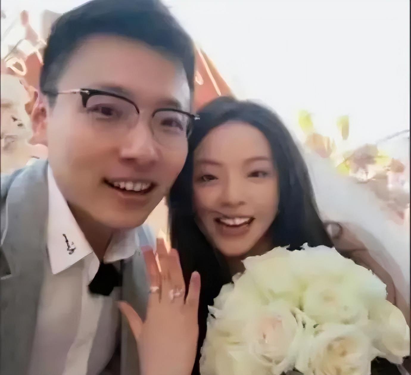 王文也订婚：华谊家族第三代喜事，未来发展值得期待！，华谊千金王文也订婚，浪漫求婚现场羡煞众人！